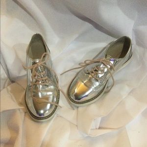 Zara Girls Silver Loafers in size EU 36